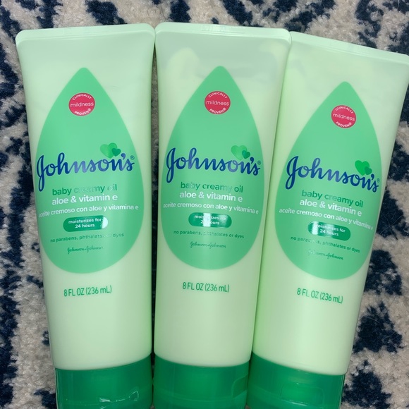 COPY - 3 New Johnson’s Baby Creamy Oil Aloe & Vit… - Picture 3 of 5
